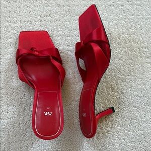 Zara Red Heels with Kitten Heel and Knotted Detail